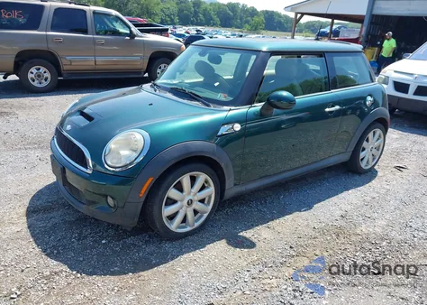 2007 Mini Cooper S S из США, поврежденный, VIN WMWMF73547TL83771